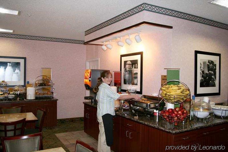 Baymont By Wyndham Lewisville Restaurant foto